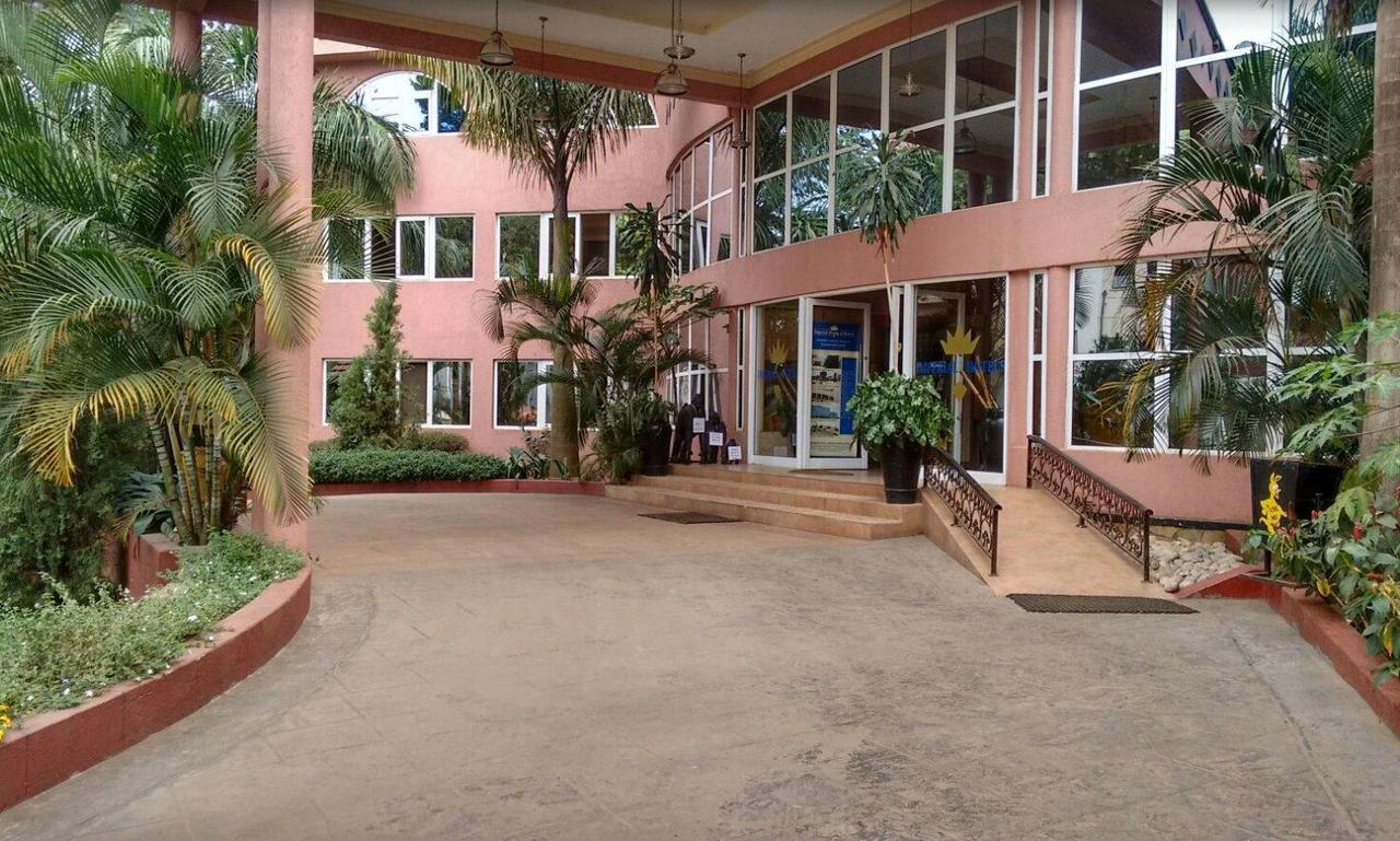 Imperial Golf View Hotel Entebbe Extérieur photo